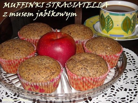 Muffinki straciatella z musem jabłkowym