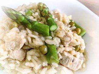 Risotto z kurczakiem i szparagami