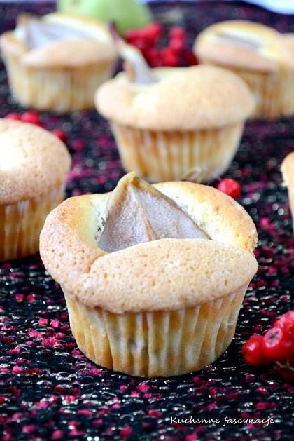 Beztłuszczowe muffinki z gruszkami