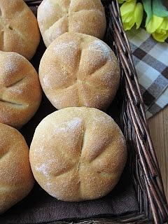 Bułki kajzerki