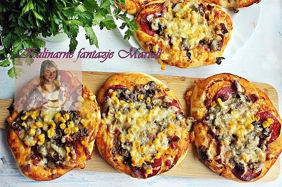 Pizzerinki z filmu - prosty przepis na chrupiące ciasto i mozzarellę