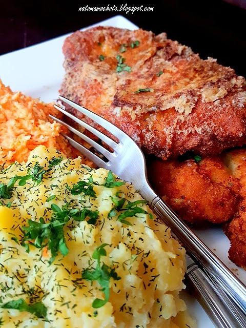 Kotlet schabowy w serowej panierce