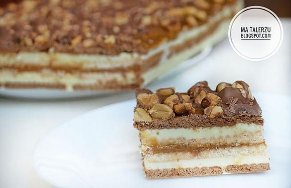 Snickers bez pieczenia - szybki i smaczny deser na każdą okazję