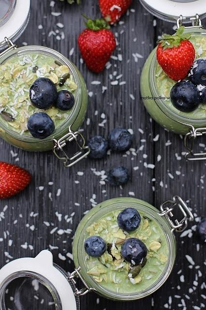 Nocna owsianka z matcha