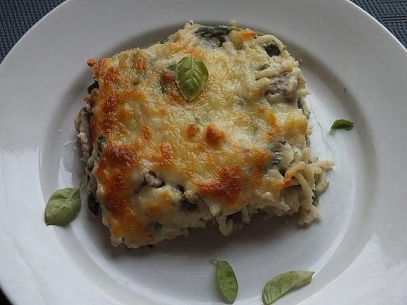 Zapiekanka spaghetti z polędwiczką i szpinakiem