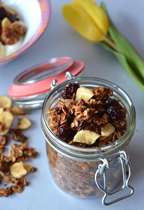 Domowa granola z masłem orzechowym