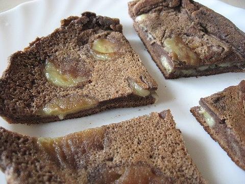 Czekoladowy omlet z bananami