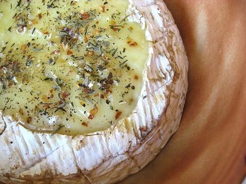 Zapiekany camembert