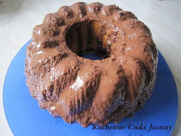Babka rumowo-czekoladowo-waniliowa marmurkowa