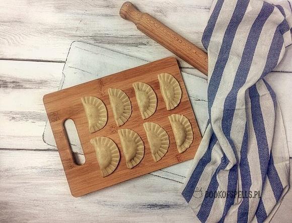 Bezglutenowe pierogi z kapustą i grzybami