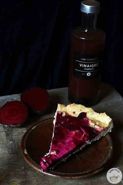 Buraczana tarta z octem malinowym