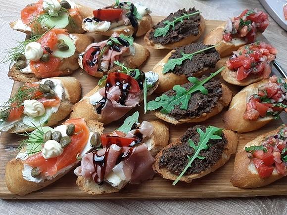 Bruschetta na 4 sposoby szybkie przekąski