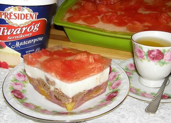 Sernik na zimno brzoskwiniowo-arbuzowy z czekoladą