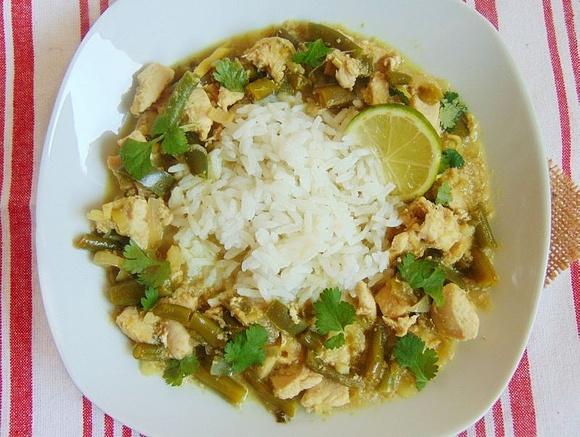 Zielone tajskie curry z kurczakiem