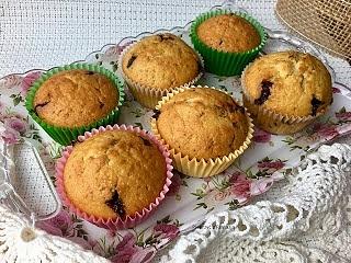 Muffiny pomarańczowe z czekoladą