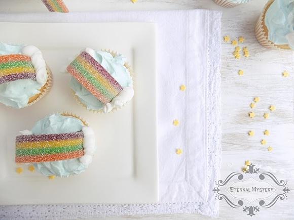 Tęczowe muffinki