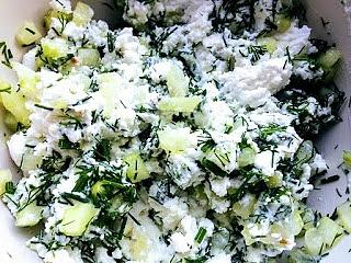 Twarożkowa pasta tzatziki z azjatyckim akcentem
