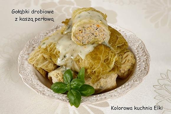Gołąbki drobiowe z kaszą perłową
