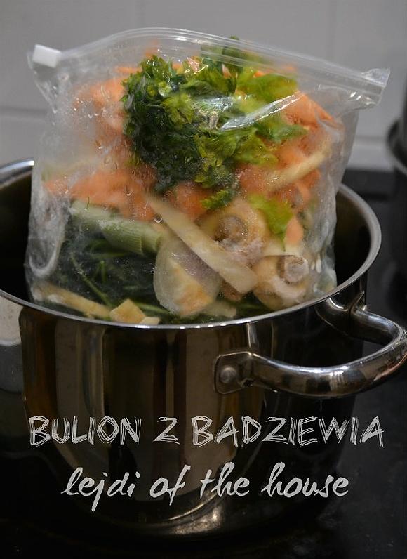 Zero waste bulion z resztek produktów