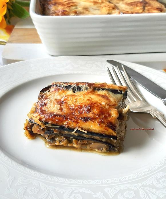 Lasagne z bakłażana z grzybami i beszamelowym sosem
