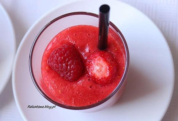 Smoothie truskawkowo-malinowe na lato