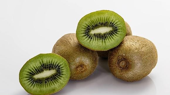 Maseczka z kiwi na twarz – naturalny peeling i odżywianie