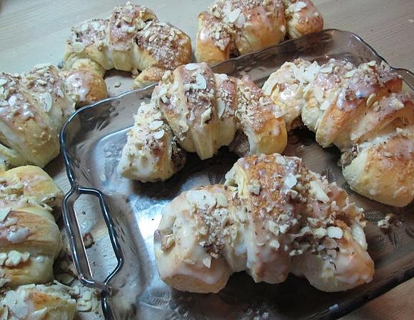Rogale marcińskie krok po kroku - najlepsze, z ciasta i nadzienia, formowanie, film