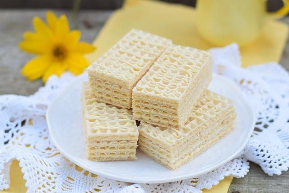 Wafelki z ajerkoniakiem