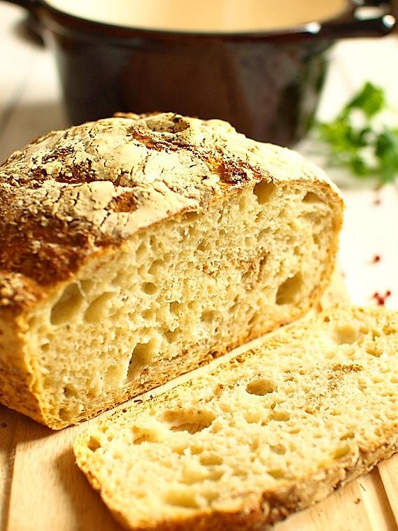 Chleb pszenny z garnka - przepis na ciasto na chleb