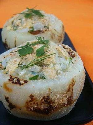 Kalarepki nadziewane bułką i parmezanem