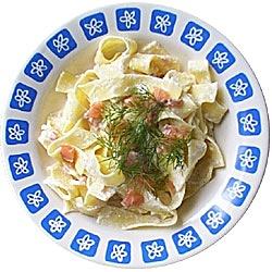 Tagliatelle śmietanowo łososiowe