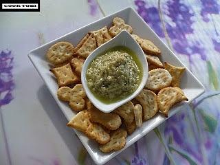 Pesto z cukinii i białej papryki