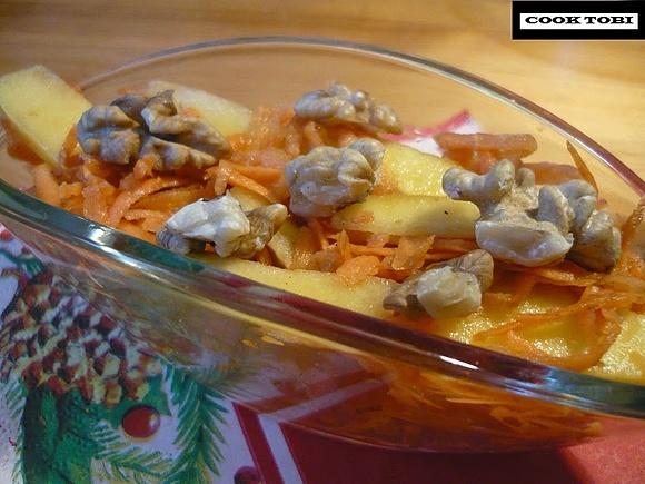 Szybka surówka marchewka mango z cynamonem
