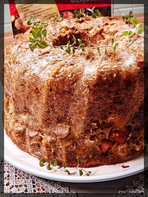 Babka ziemniaczana z marchewką i cukinią