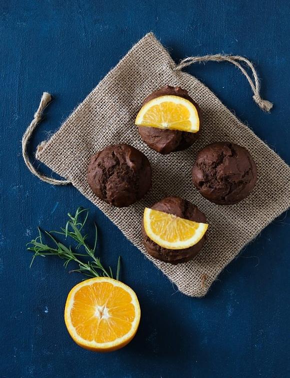 Muffinki karobowe z pomarańczą
