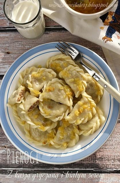 Pierogi z kaszą gryczaną i białym serem – kuchnia podkarpacka