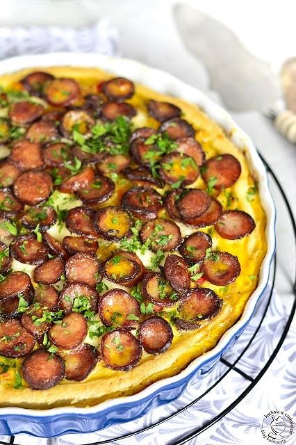 Tarta z ziemniakami i kiełbasą