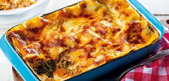 Lazania z mięsem i szpinakiem - włoski klimat
