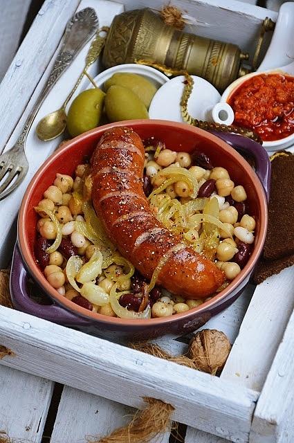 Smażona kiełbasa z warzywami