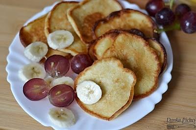 Placki jogurtowe z bananami - szybki obiad lub podwieczorek