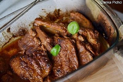 Pieczone żeberka w pikantnej marynacie