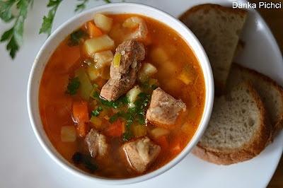 Zupa gulaszowa