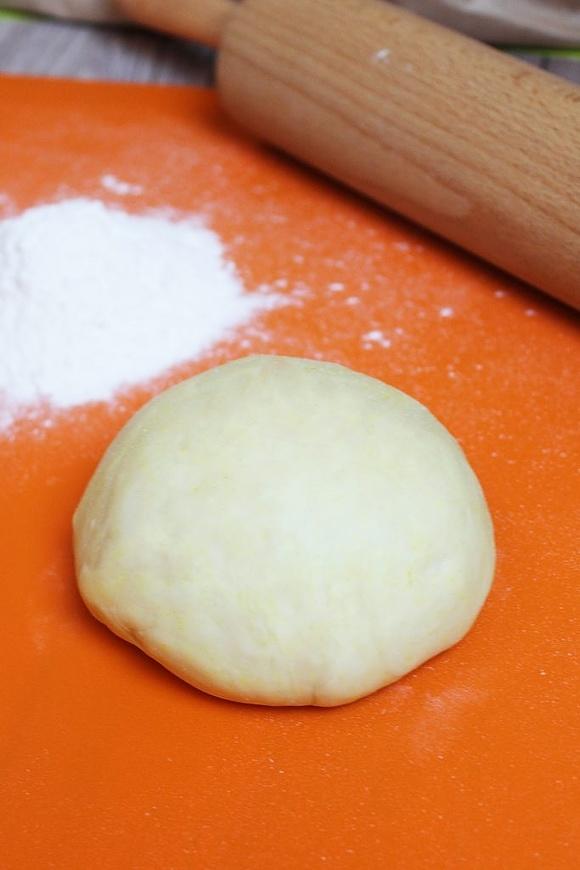 Elastyczne ciasto na pierogi i uszka – sprawdzony przepis