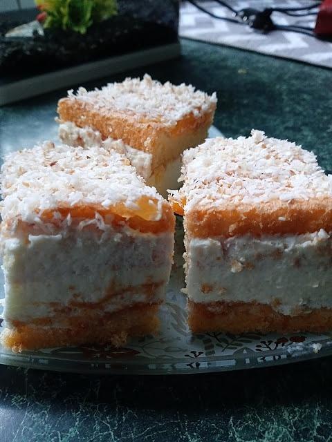 Ciasto Wenus z kokosami i galaretką