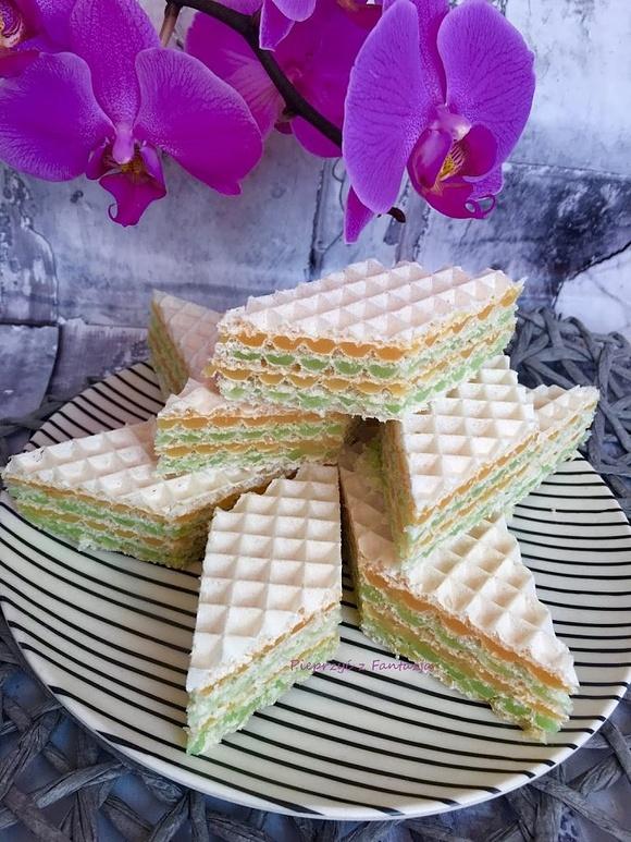 Wafle z galaretką