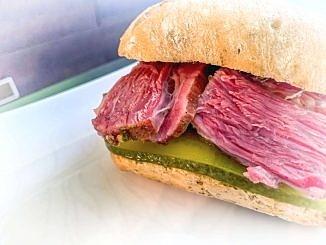 Jak przygotować domowe pastrami