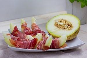 Melon w szynce parmeńskiej