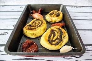 Potato roulade with spinach