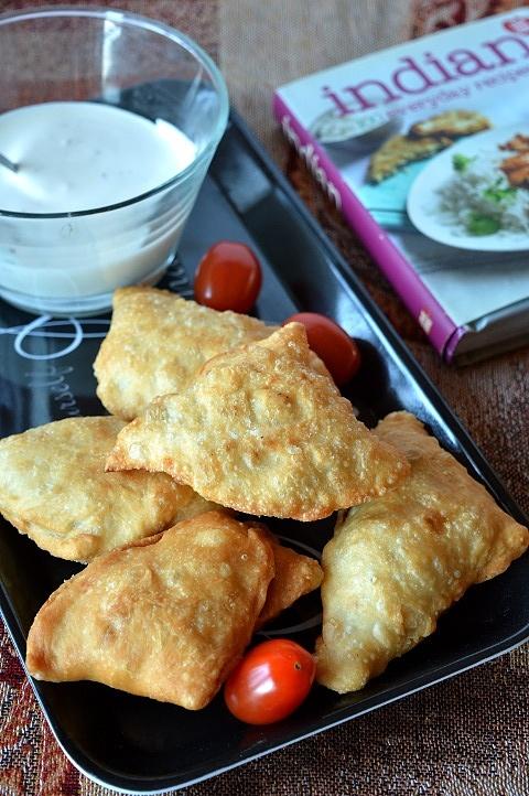 Samosa czyli indyjskie pierożki pyszne i chrupiące