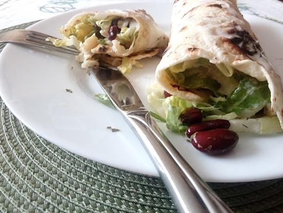 Tortilla z rybą i warzywami